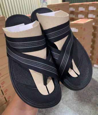 รองเท้า Fitflop  ผู้หญิง ผู้ชาย Size 36---44 รองเท้าเพื่อสุขภาพผู้ชาย พื้นนุ่ม สายสลิง ใส่ทนทาน ไม่ขาดง่าย ใส่สวยใส่สบายมาก รับรองสินค้าตรงปก