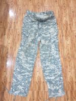 กางเกงทหารusa ACU medium long เอว30"-36" ยาวทั้งตัว46"ปลายขา8"1/2 กางเกงมีตำหนิตามรูป