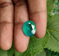 มรกตเขียว 11.23 กะรัต แล็บสร้างกรีนบุษราคัม มรกตเขียว Green emerald lab created 11.23 ct