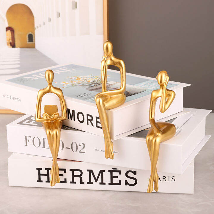 Ornamen patung figur duduk Emas Resin, seni abstrak Modern 3 buah