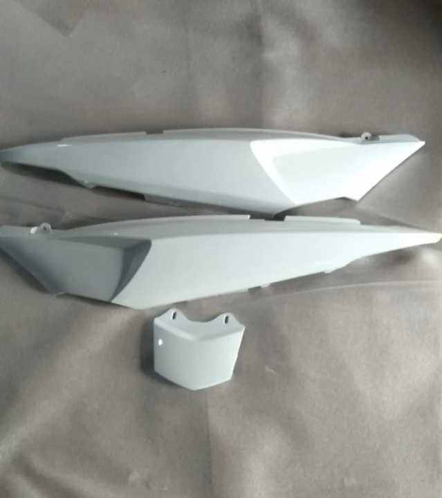 Cover Body Belakang Yamaha Vixion Lama Old Warna Putih Lazada Indonesia