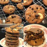 คุ้กกี้ ช๊อคโกแลตชิป Chocolate chip cookies. ขนมทานเล่น (Order ละ 4 ชิ้น) : เราใช้เนยสดแท้ ชอคชิปแท้ไม่หวานจัด และไม่ใส่สารกันบูด **เนื่องจากร้านเราทำจนม homemade จึงเน้นอบตาม order รบกวนขอเวลานการทำประมาณ 2-3 วันค่ะ