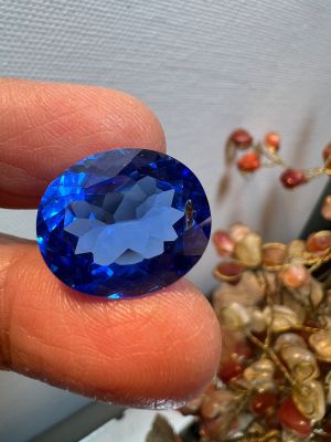 ROYAL Blue Topaz 15 กะรัต ( CARATS)18x15  มิลลิเมตรMM..(1 เม็ด)    สี บลูโทพาส พลอย BLUE TOPAZ CULTURE STONE