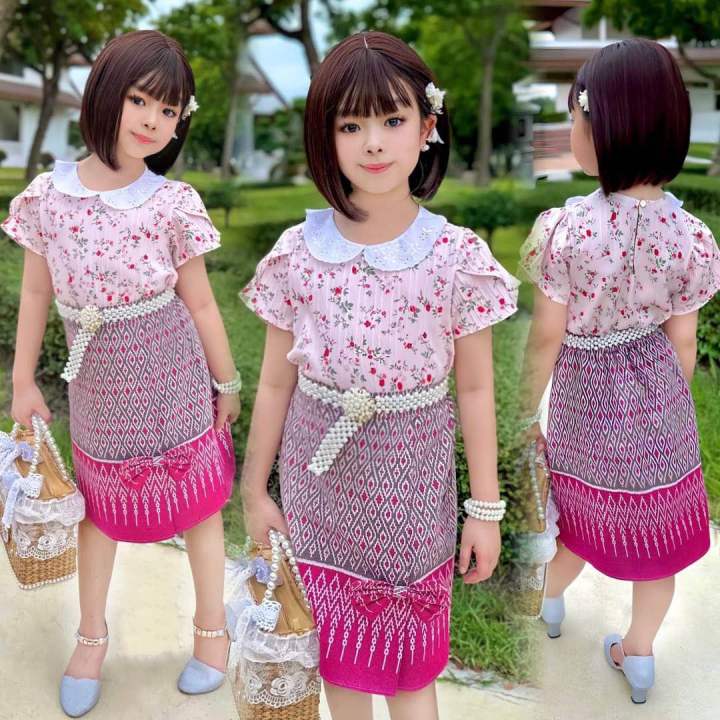ชุดไทยเด็ก-ทับทิม-ชุดไทยไปโรงเรียน-เสื้อปกลูกไม้ฉลุ-กระโปรงผ้าฝ้าย