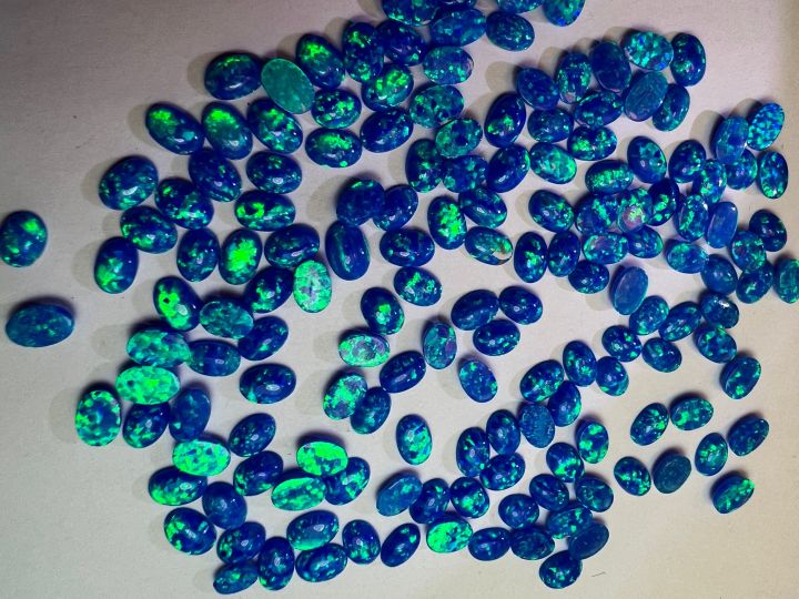 opal-lab-made-peacock-blue-color-โอปอล-สีขาว-6x4-มม-shape-oval-synthetic-opal-โอปอสังเคราะห์-lab-made-opal-oval-white-6x4-mm-10-pcs