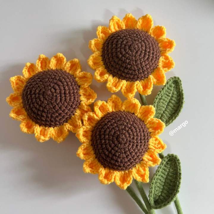 sunflower-bouquet-ช่อดอกทานตะวันไหมพรม-จัดส่งภายใน-2-5-วัน
