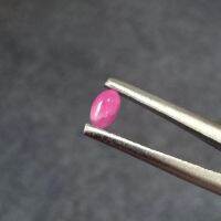 รูบี้ | Ruby ? ทับทิม เผาเก่า #2 สีชมพู
ขนาด 7.7 ×4.6 mm หนา 3.2 mm