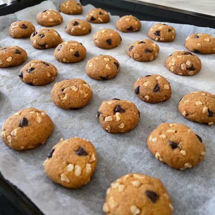 Golden Churn Butter Caramel Dark Chocolate Chips Almond Cookies Lazada