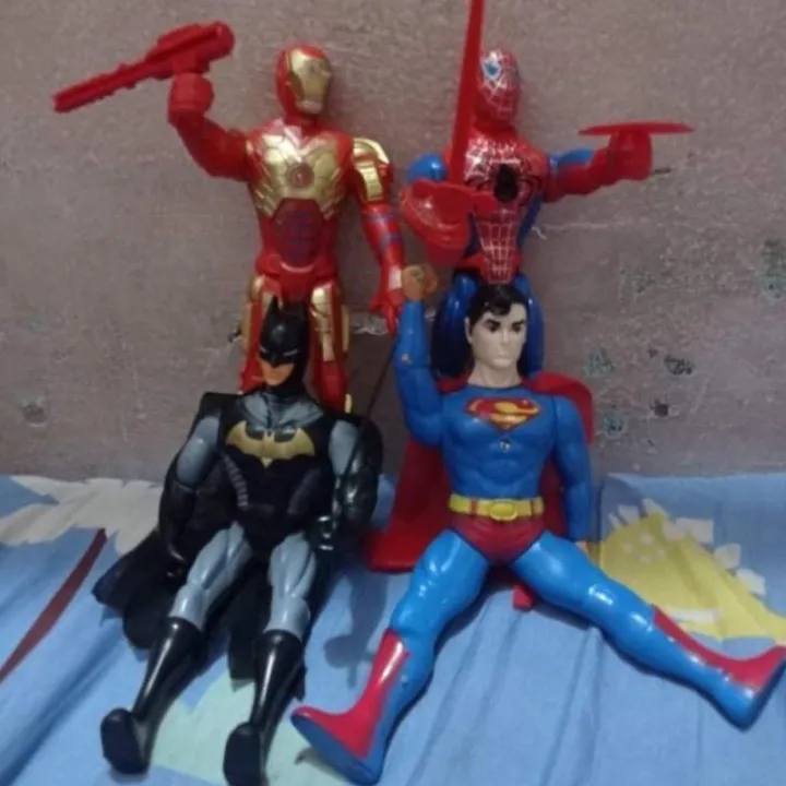 Đồ chơi 4 siêu anh hùng Super Heroes dùng pin có đèn - Đồ chơi siêu nhân  cho bé 