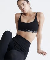 (พร้อมส่งแท้???) Calvin Klein Performance Medium Impact Sports Bra