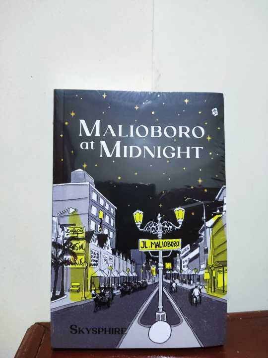 Novel Malioboro At Midnight Lazada Indonesia