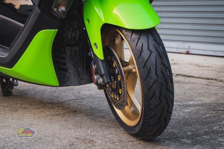 ยาง-pirelli-ขายแยกเส้นลาย-rosso-scooter-ขอบ-12-15-ราคาเริ่มต้นเส้นละ-1-500-ครับ