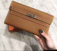 Kelly Classic Wallet Hermes Premuim’s Gift