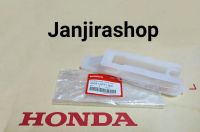 ยางรองโซ่ เวฟ125 R / S HONDA (แท้ศูนย์) WAVE 125 S / R / WAVE 125i ปี 2005