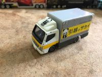 โมเดลรถเหล็ก Tomica Mitsubishi Fuso canter