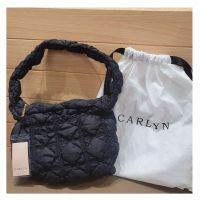 ( พร้อมส่ง ) Carlyn Bag รุ่น Soft M​ สีดำ
#ของแท้100%
#หิ้วจากshopเกาหลีมาค่ะ
#Carlyn​bag​#Carlyn​ Bag#Soft M#สีดำ
#ไม่แท้ยินดีคืนเงิน