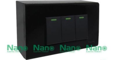 ชุดฝา NANO 3 ช่อง 3 สวิตซ์ และบล็อกลอย สีดำ CS111-bb