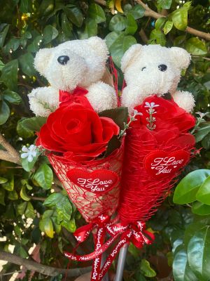 ของขวัญวาเลนไทน์ น้องหมี กับดอกกุหลาบสีแดง พร้อมส่ง