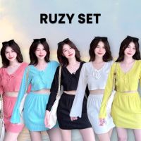 ? Ruzy Set ชุดเซท 2 ชิ้น เสื้อแขนยาวเว้าข้างมาพร้อมกระโปรงตัวสั้น ป้าย Sheeny ?