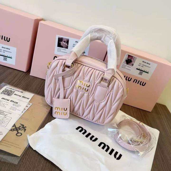 กระเป๋าสะพาย-miu-miu