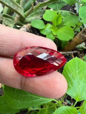 Lab Ruby pear pineapple cutting 13x25mm- 35 CARATS กะรัต ทับทิม Lab Ruby heat(13X25) มิลลิเมตร   สีแดง ทับทิม รูบี้ เหลี่ยมชั้น..(1 เม็ด) สังเคราะห์