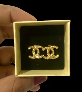 Shop Gold Earrings Chanel with great discounts and prices online - Nov 2023