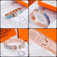 ??พร้อมส่ง กำไลตัว H Hermes รุ่น ลิมิเตด มีลาย งานไฮเอนด์ ตัวเรือน สีโรสโกล์ด Rose gold