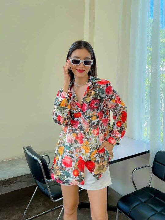 เสื้อเชิ้ตลายดอก