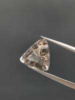 ? พลอยสโมคกี้ควอตซ์ ( Smoky Quartz )

? IF
?4.22 ct
?12x11 mm
?Brazil
?Trillion 
? มี VDO