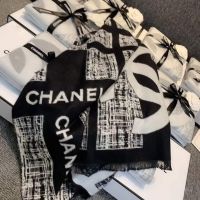 ผ้าพันคอ CHANEL GIFTS BEAUTY