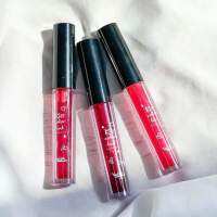 Lip tint สีชัดไม่ลอกหลุดง่าย มีกลิ่นหอมอ่อนๆ