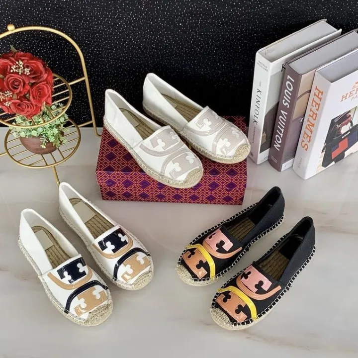 Slip on shoes by Tory Burch Espradilles import high quality fashion shoes  sepatu flat wanita sepatu kanvas sepatu kantor kerja casual dailyshoes |  Lazada Indonesia