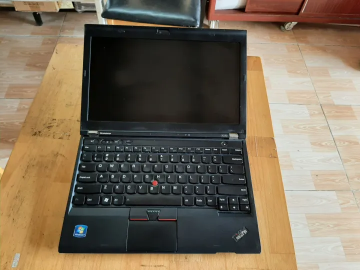 Laptop ibm x230