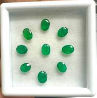 มรกต 5x4mm 3cts 9pcs set รูปไข่ พลอยธรรมชาติ 100% Emerald 5x4mm 3cts 9pcs set oval shape 100% natural gemstone