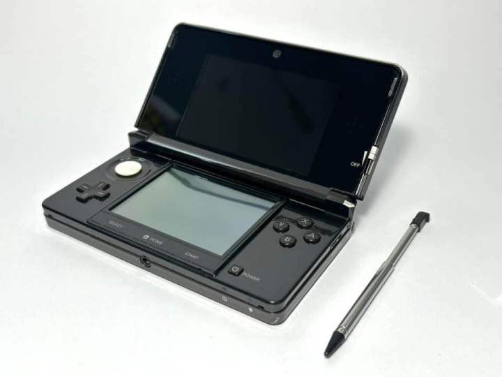 เครื่อง-nintendo-3ds-japan-cosmo-black