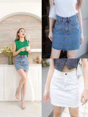 Dewishes 🤍💙 Denim Skirt กระโปรงยีนส์สั้น สีขาว / สีเข้ม / สีอ่อน