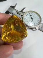 Lab lemon Topaz 60 carats 27x27mm 1 pieces