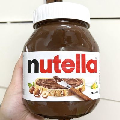 Nutella Spread เสปรดนูเทลล่า 750g (ขวดแก้ว)
