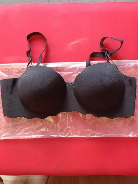 32 B or 34 DD VICTORIA'S SECRET VERY SEXY EMBELLISHED PINK PUSH-UP BRA SET