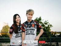 ? เสื้อกีฬา ? พิมพ์ลายทั้งตัว ( N10 ดำเทา )  ARCTIC SPORT ผลิตจากผ้าไมโครสปอร์ต ชนิดพิเศษ เนื้อผ้ายึดหยุน ใส่สบาย