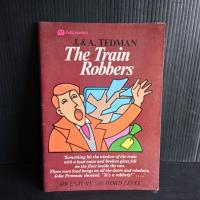 The Train Robbers  J.&amp; A. Tedman  52 หน้า มีเขียนชื่อ
