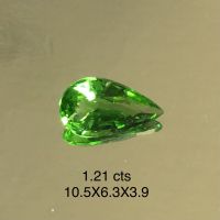 Moldavite glass filled pear shape good quality 1.21cts, 2.27 cts, 1.30 cts. โมลดาไวท์ไส้แก้วทรงลูกแพร์ คุณภาพดี 1.21cts, 2.27 cts, 1.30 cts.