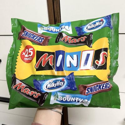 Best of Minis Chocolate : Bounty Mars Twix Milkyway Snickers ช็อกโกแลตแพ็คใหญ่