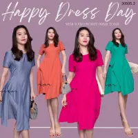 ••MiRRoRSiSTERs LoRNeY DReSS•• เดรสทรงสวยแขนสั้นคอกลม แพทเทรินใส่แล้วดูหุ่นดี เข้ารูปช่วงเอว แต่งตีเกร็ดทั้งด้านหน้าและด้านหลัง ช่วงล่างกระโปรงบานทรงA แต่งดีเทลเก๋เสริมครีบชายยาวเลยลงมานิดๆ สวยครบสูตร เนื้อผ้าดีกระชับมีความยืดหยุ่น ใส่ได้บ่อย