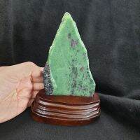 หินก้อนรู้บี้ซอยไซต์ ซอยไซต์ ทับทิม (Zoisite)