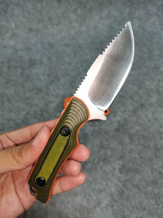 อุปกรณ์ตั้งแคมป์เดินป่า-benchmade-8cr13mov