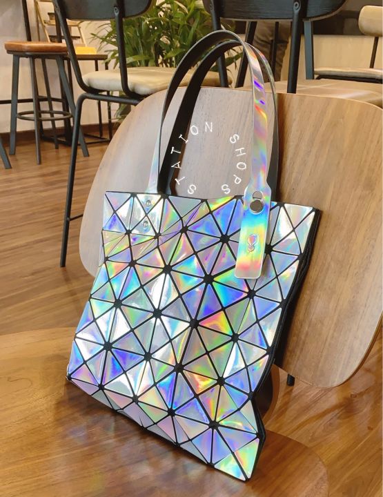 กระเป๋ารุ่นบล้อค-6x6-สีโฮโลแกรม-hologram-สีสวยมากกกก