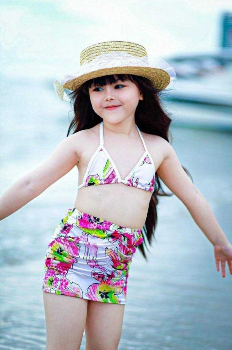 เสื้อ-bikini-กระโปรงย่นๆ-ผ้ายืด-พิมพ์ลายดอกไม้จากเกาหลี