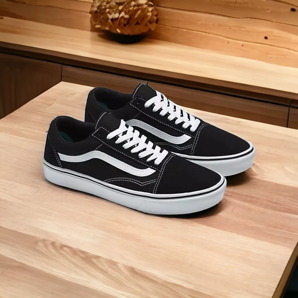 Sepatu vans old on sale skool black white