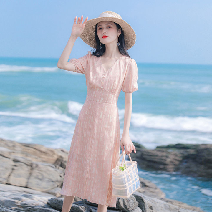 Mùa hè đi biển là phải mặc váy maxi nhưng nàng đã biết cách chọn thế nào  cho tôn dáng